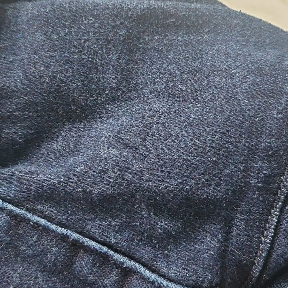 Liverpool The Trouser Short Dark Blue Cuffed Jean Shorts with 5.5" Inseam - Picture 11 of 12